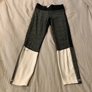 Under Armour XS active wear pants